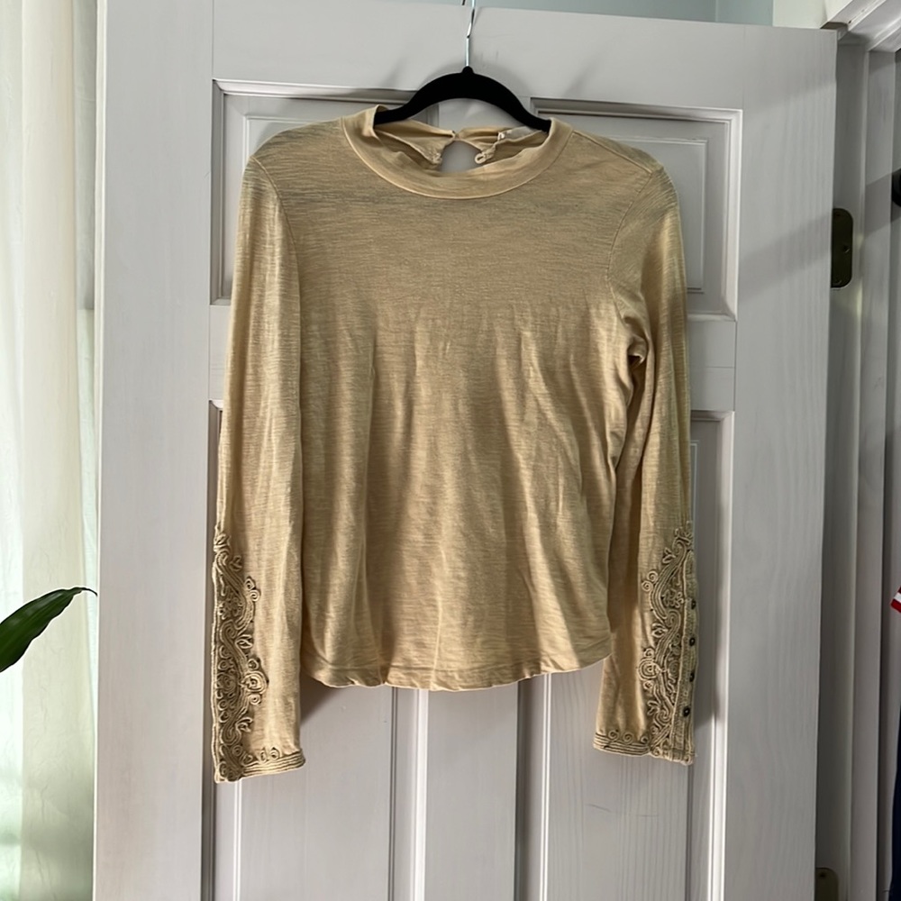 Free People long sleeve tee with embroidered detail on forearms NWT